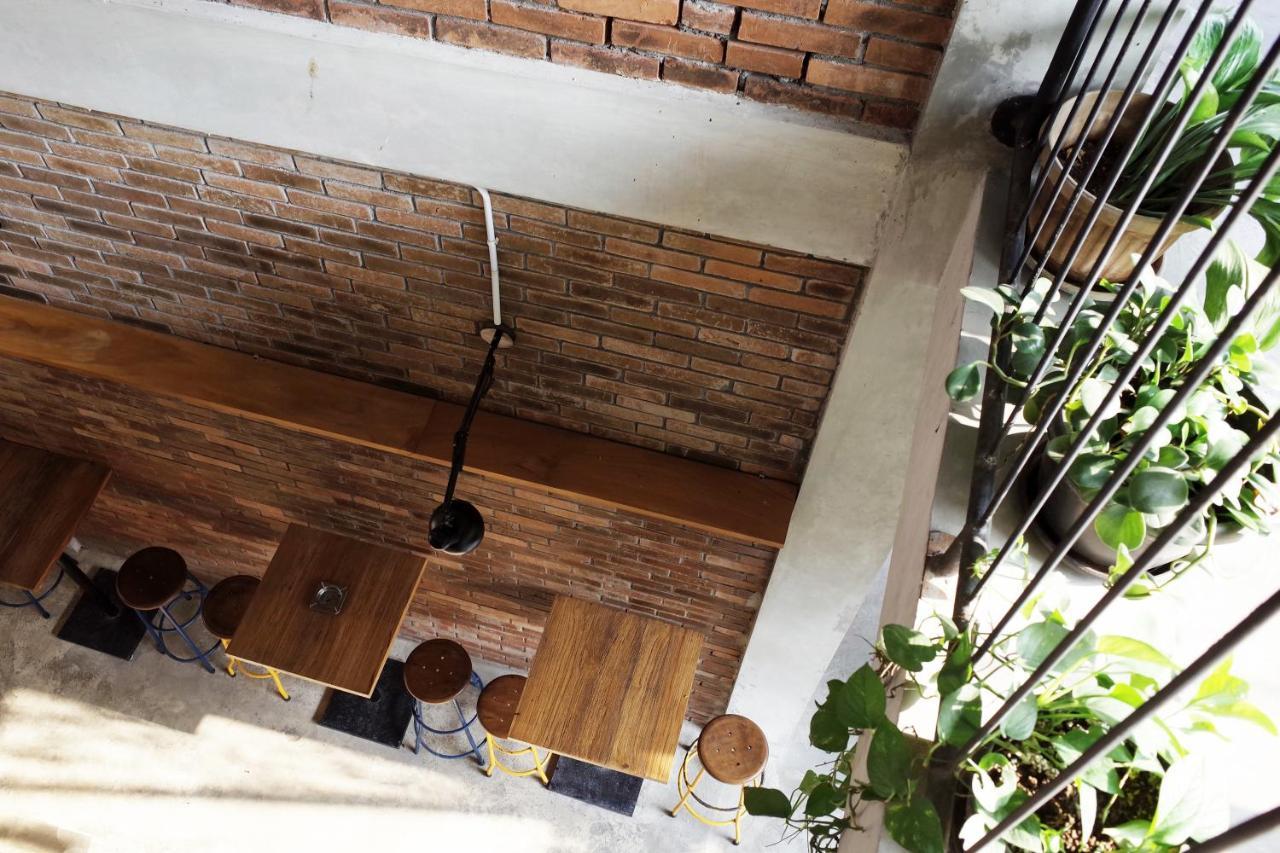 Pawon Cokelat Guesthouse Yogyakarta Exterior foto